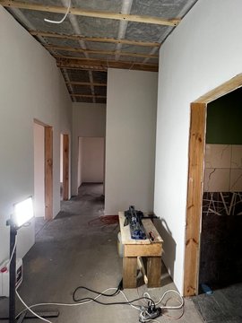 2048d34b-ab00-4b47-909b-a9939645ad7d