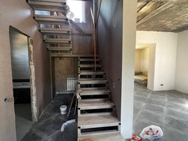 8d83cc6a-4c3f-474e-9b2c-0ad5deda2047